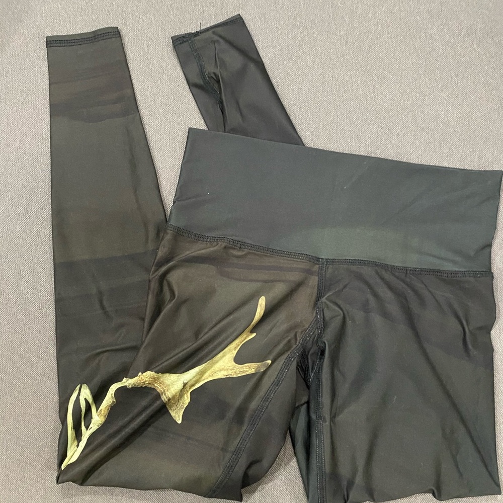 Teeki Leggings - Size Small